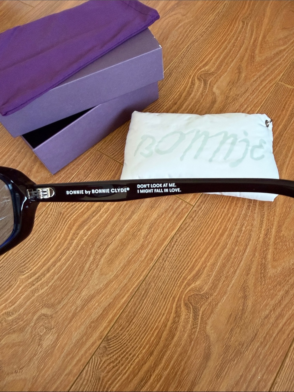 Bonnie Clyde Rodeo Sunglasses - Picture 4 of 6